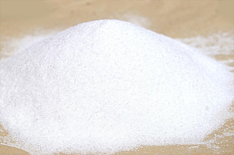 silica sand